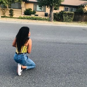 Meet your Posher, Maira